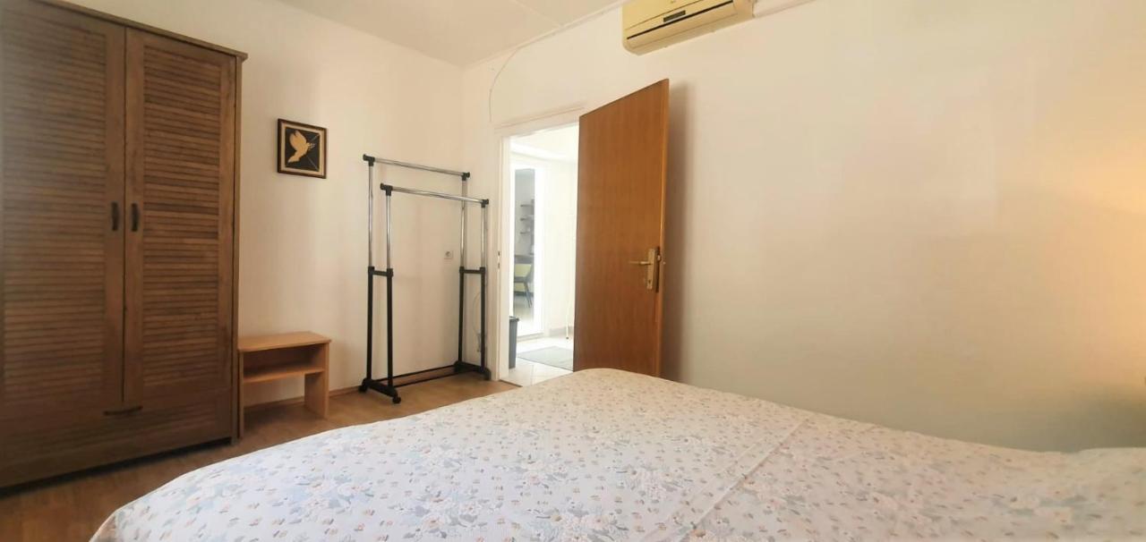 Apartment Fain - Private Parking Zara Esterno foto