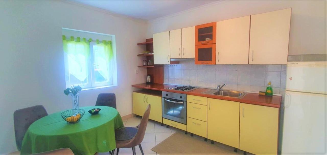 Apartment Fain - Private Parking Zara Esterno foto