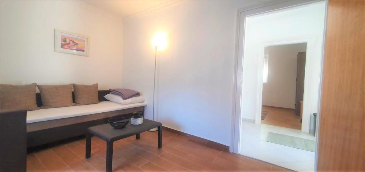 Apartment Fain - Private Parking Zara Esterno foto
